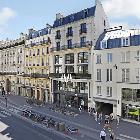 Sereners - Bastille Apartment