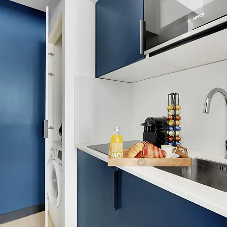 Sereners - Bastille Apartment